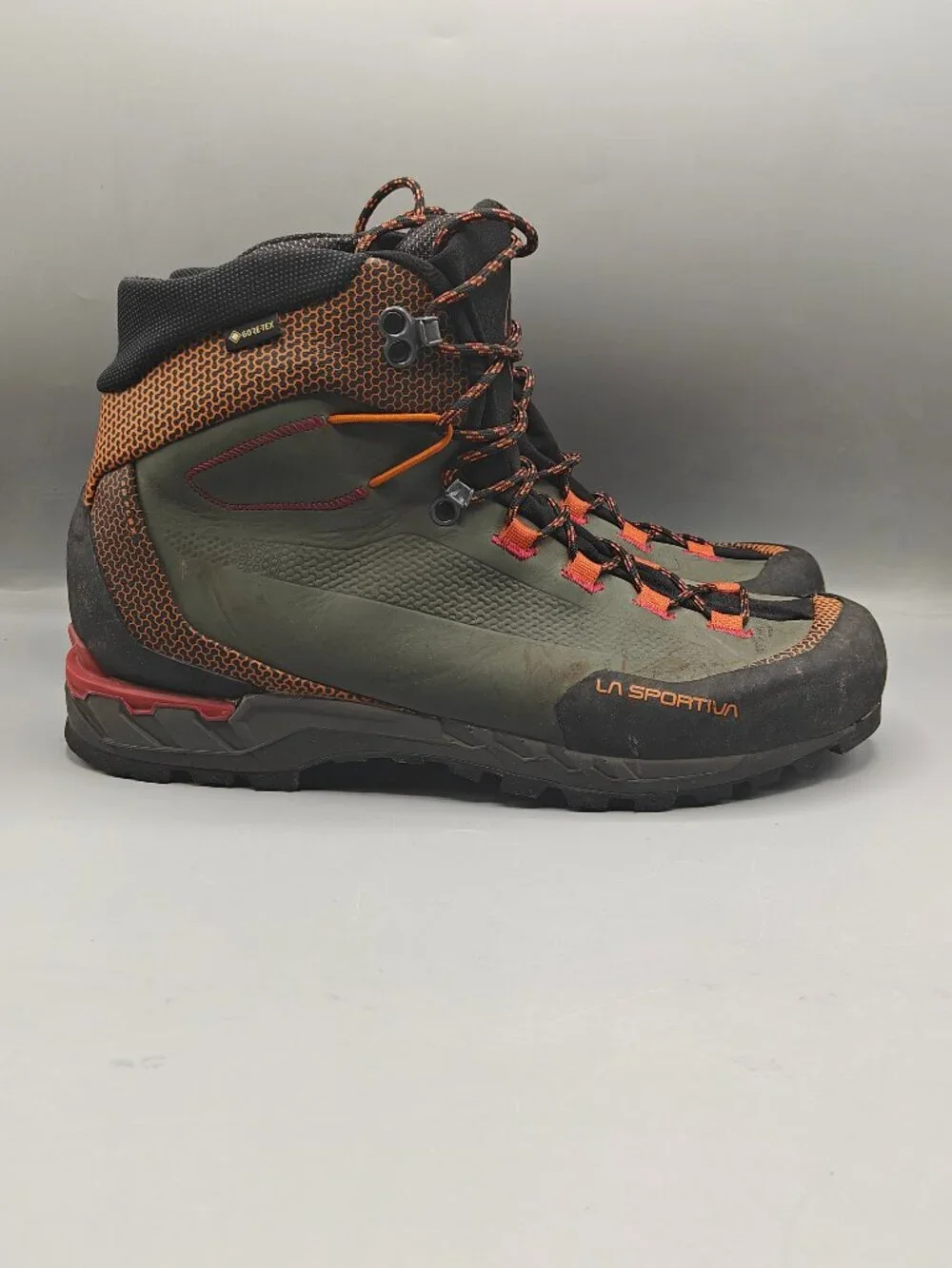 La Sportiva Trango Tech Leather GTX Men's Size 13.5 Boots, Carbon (no insole)